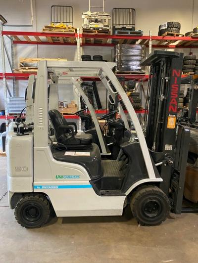 2017 UNICARRIERS AF50LP:IC Forklift - Pneumatic Tire