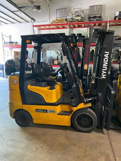 2020 HYUNDAI 25LC-7A:IC Forklift - Cushion Tire