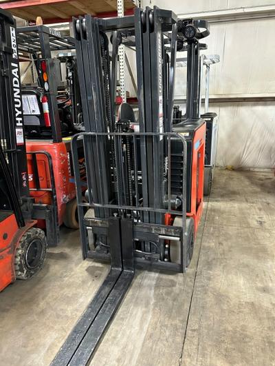 2017 UNICARRIERS SCX40N:Electric Forklift - Counterbalance